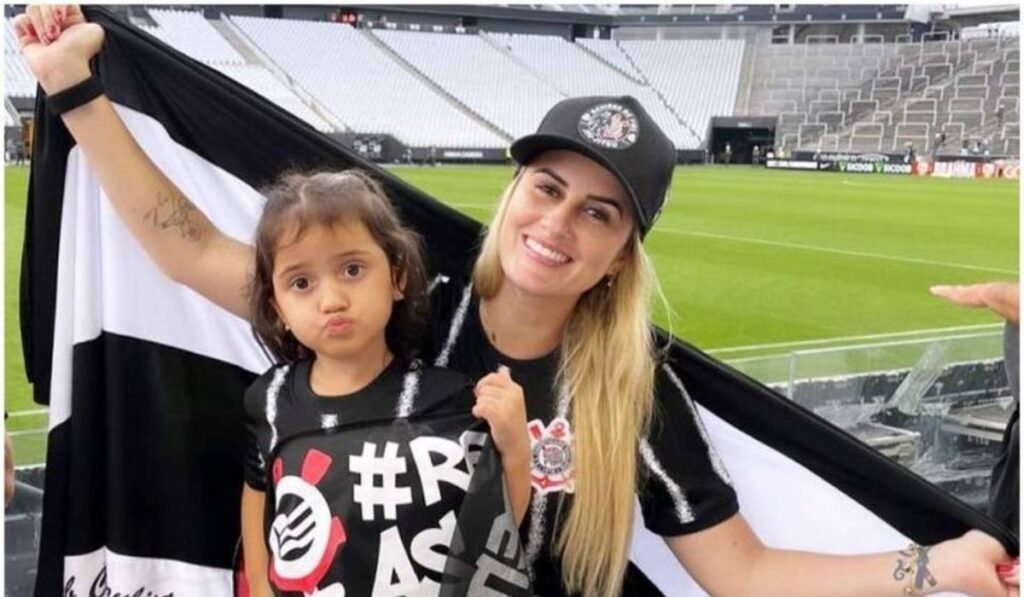 Talita Roberta Pereira